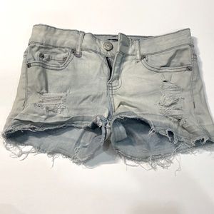 Vintage Aeropostale shorts- in perfect condition- “shorty” model- and light blue